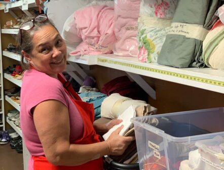 Thrift_Store_Volunteers
